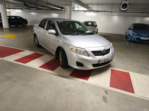 Toyota Corolla Saloon, Petrol, 2007, Silver