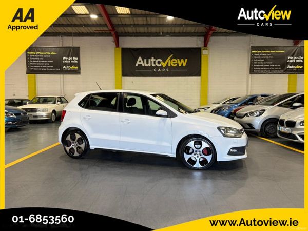 Volkswagen Polo Hatchback, Petrol, 2012, White