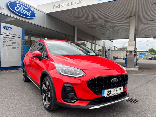 Ford Fiesta Hatchback, Petrol, 2023, Red