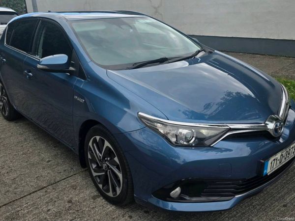 Toyota Auris MPV, Petrol Hybrid, 2017, Blue