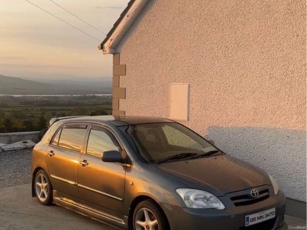 Toyota Corolla Hatchback, Diesel, 2005, Grey