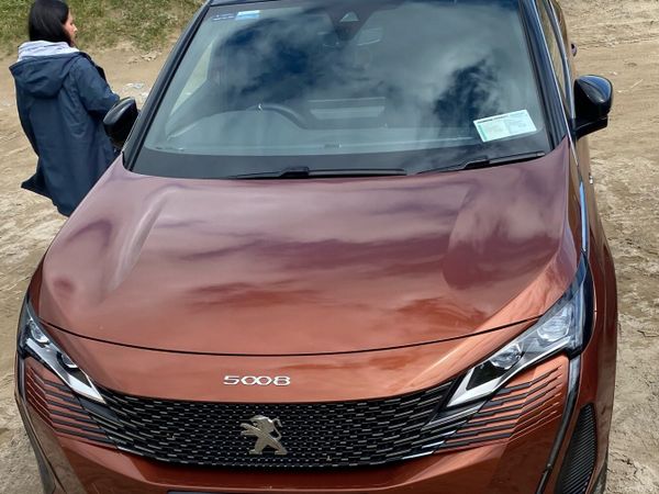 Peugeot 5008 MPV, Petrol, 2021, Brown