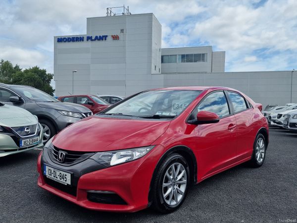 Honda Civic Hatchback, Diesel, 2013, Red