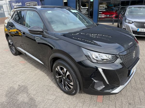 Peugeot 2008 MPV, Petrol, 2023, Black