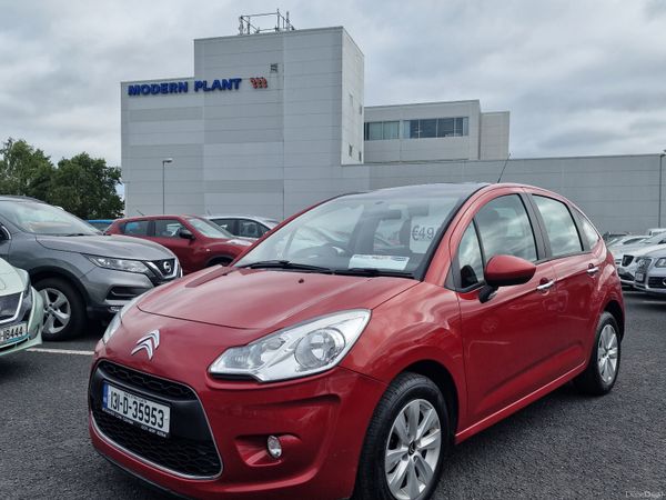Citroen C3 Hatchback, Petrol, 2013, Red