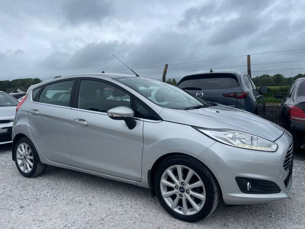 Ford Fiesta Hatchback, Diesel, 2016, Silver