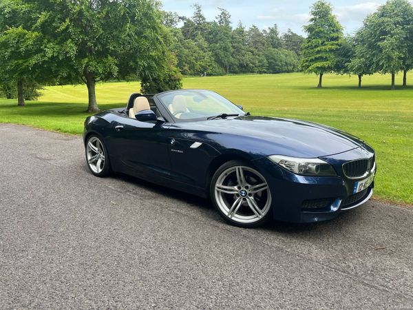 BMW Z4 Convertible, Petrol, 2012, Blue