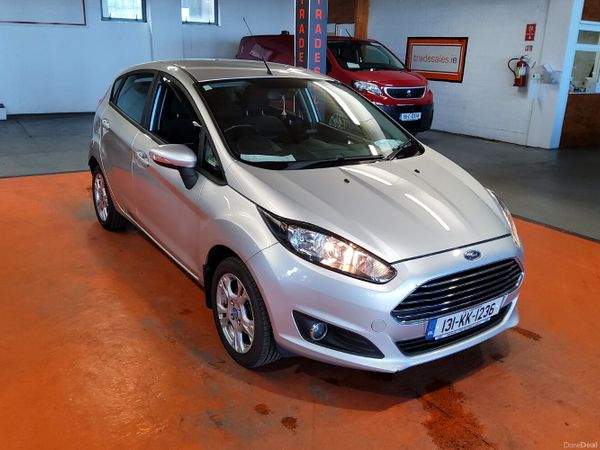 Ford Fiesta Hatchback, Diesel, 2013, Silver