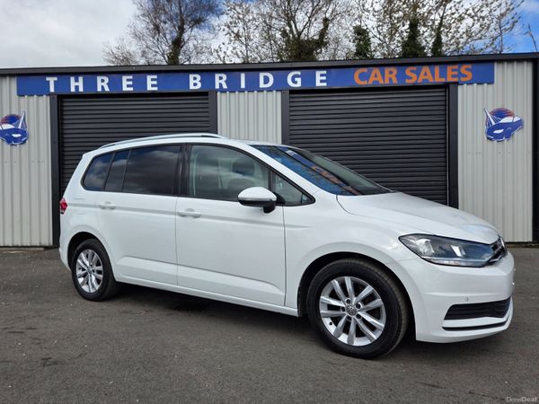 Volkswagen Touran MPV, Diesel, 2019, White