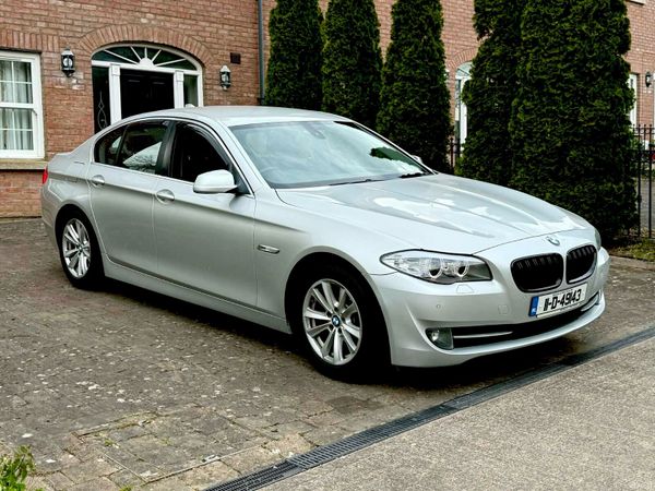 BMW 5-Series Saloon, Diesel, 2011, Silver