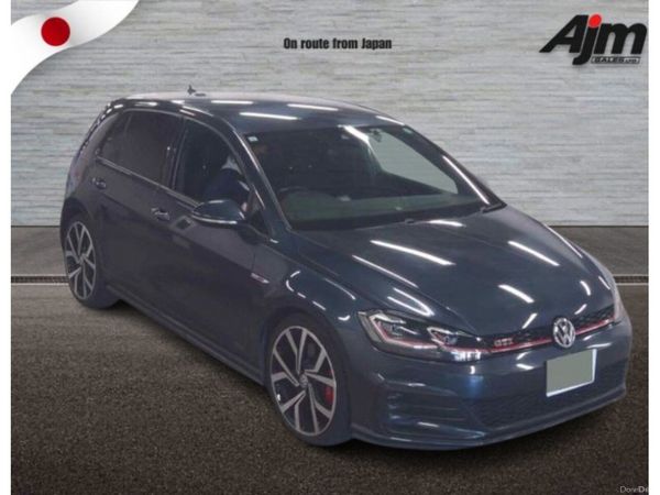 Volkswagen Golf Hatchback, Petrol, 2017, Blue