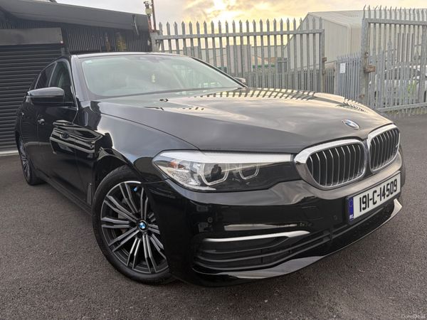 BMW 5-Series Saloon, Petrol Plug-in Hybrid, 2019, Black
