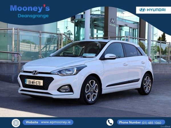 Hyundai i20 Hatchback, Petrol, 2019, White