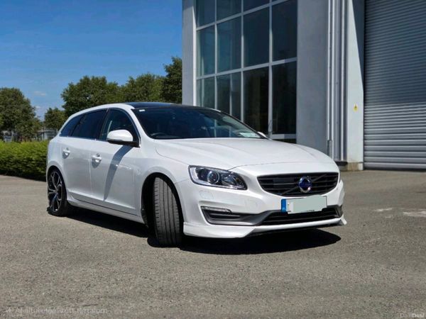 Volvo V60 Estate, Petrol, 2015, White