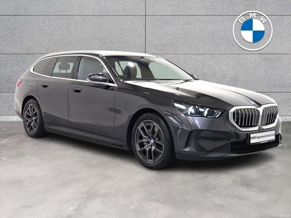 BMW i5 Estate, Electric, 2025, Grey