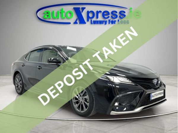 Toyota Camry Saloon, Petrol Hybrid, 2023, Black