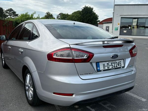 Ford Mondeo Hatchback, Diesel, 2011, Silver
