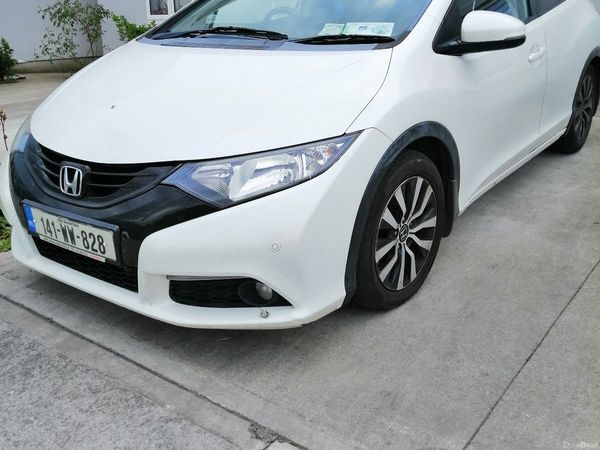 Honda Civic Hatchback, Diesel, 2014, White