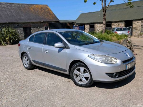Renault Fluence Saloon, Diesel, 2012, Silver