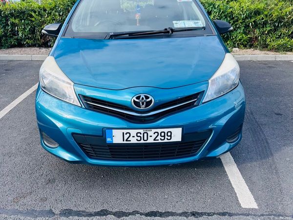 Toyota Yaris Hatchback, Petrol, 2012, Green