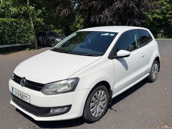 Volkswagen Polo Hatchback, Petrol, 2012, White