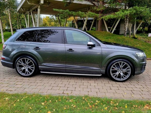 Audi SQ7 Hatchback, Petrol Hybrid, 2018, Red