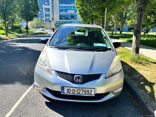 Honda Jazz Hatchback, Petrol, 2010, Silver