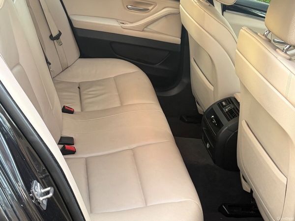 BMW 5-Series Saloon, Diesel, 2011, Grey