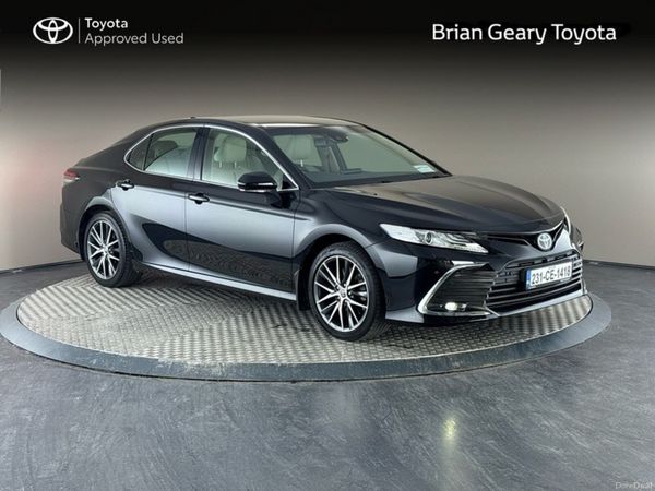 Toyota Camry Saloon, Petrol Hybrid, 2023, Black