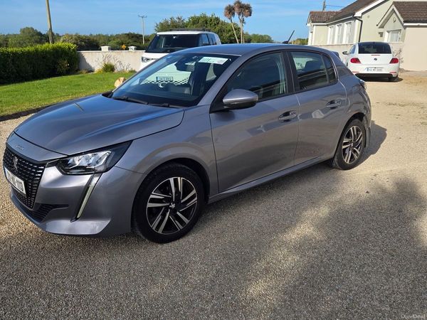Peugeot 208 Hatchback, Petrol, 2021, Grey
