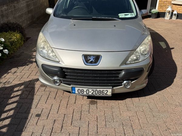 Peugeot 307 Hatchback, Petrol, 2008, Silver