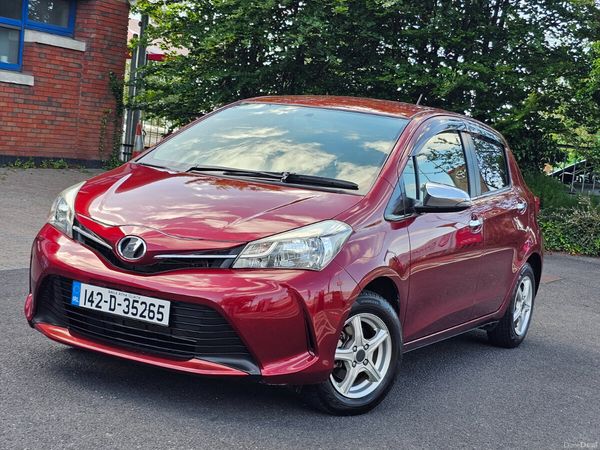 Toyota Vitz Hatchback, Petrol, 2014, Red