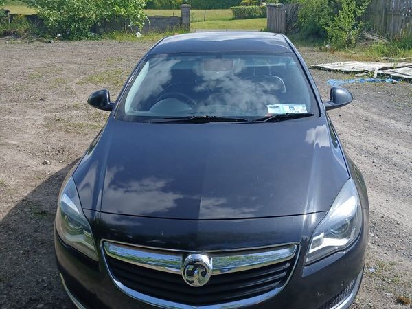 Vauxhall Insignia Saloon, Diesel, 2016, Black
