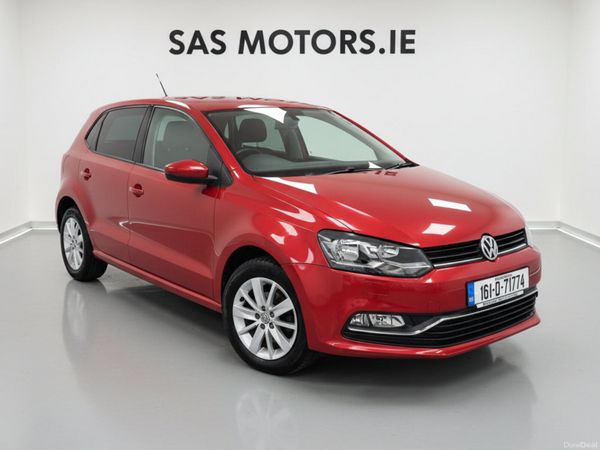 Volkswagen Polo Hatchback, Petrol, 2016, Red