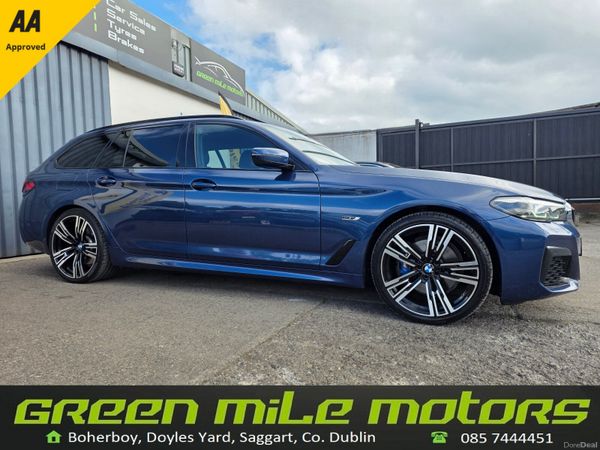 BMW 5-Series Estate/Jeep, Petrol Plug-in Hybrid, 2023, Blue