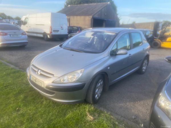 Peugeot 307 Hatchback, Diesel, 2005, Silver