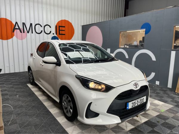 Toyota Yaris Hatchback, Petrol, 2020, White