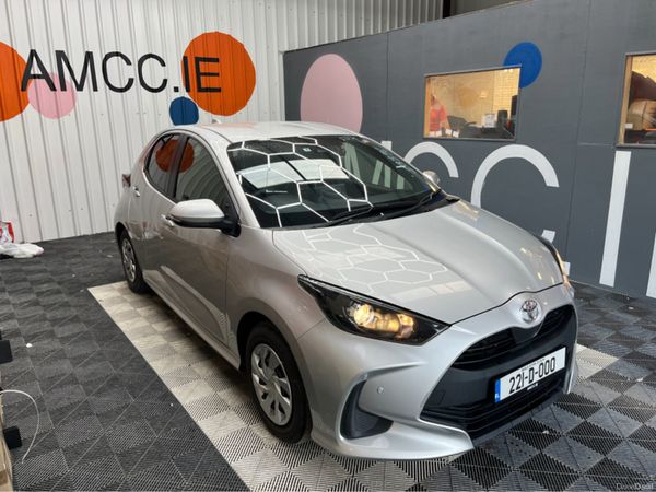 Toyota Yaris Hatchback, Petrol, 2022, Silver