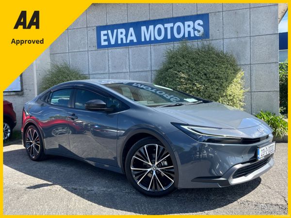Toyota Prius Saloon, Petrol Hybrid, 2023, Grey