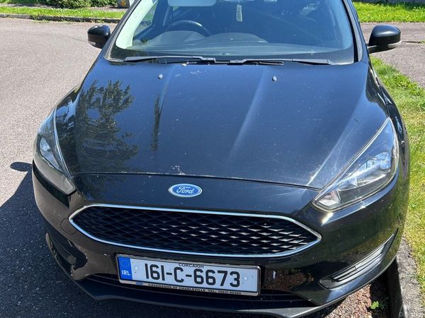 Ford Focus Hatchback, Petrol, 2016, Black