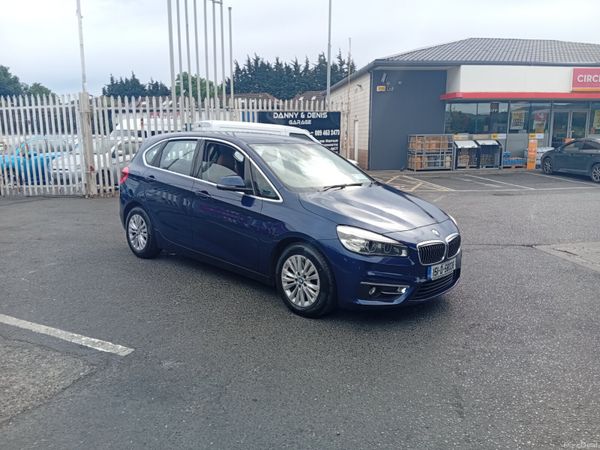 BMW 2-Series Hatchback, Petrol, 2015, Blue