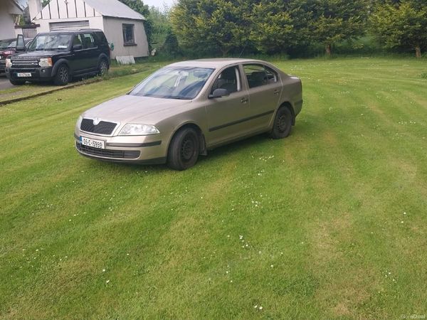 Skoda Octavia Hatchback, Diesel, 2005, Beige