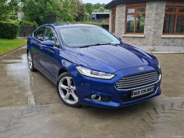 Ford Mondeo Hatchback, Diesel, 2016, Blue