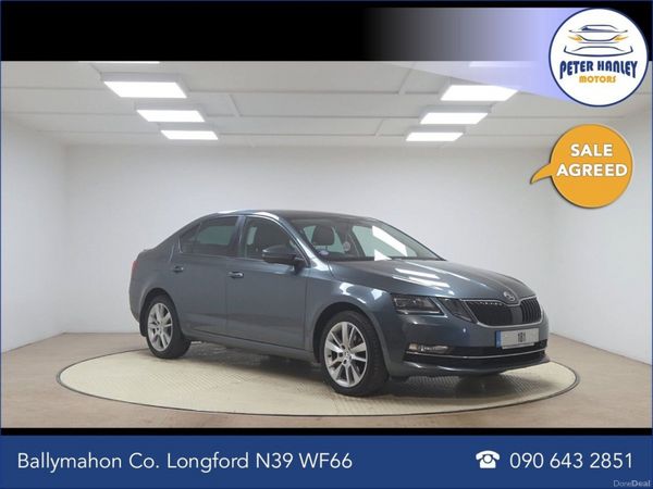 Skoda Octavia Hatchback, Petrol, 2018, Grey