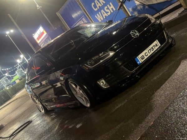 Volkswagen Jetta Saloon, Diesel, 2012, Black