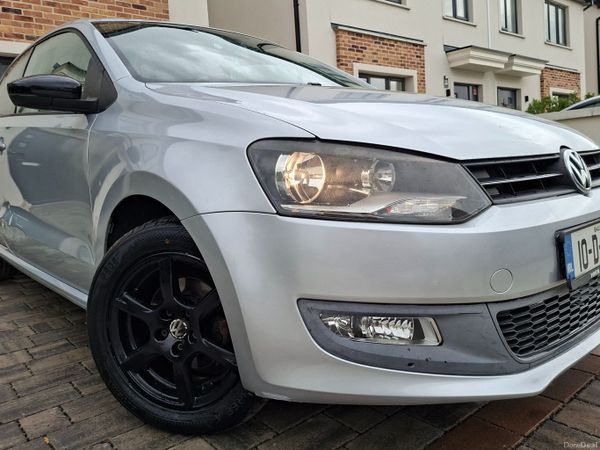Volkswagen Polo Hatchback, Petrol, 2010, Silver
