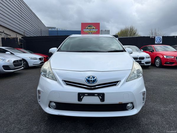 Toyota Prius MPV, Petrol Hybrid, 2013, White