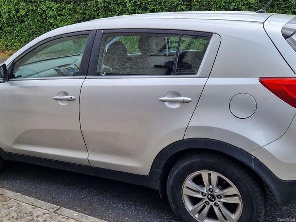 Kia Sportage SUV, Diesel, 2011, Silver