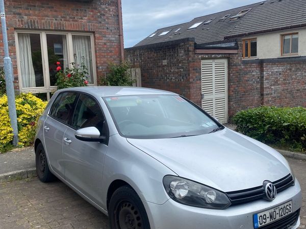 Volkswagen Golf Hatchback, Petrol, 2009, Silver