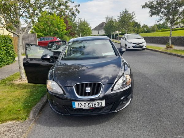 SEAT Leon Hatchback, Petrol, 2012, Black